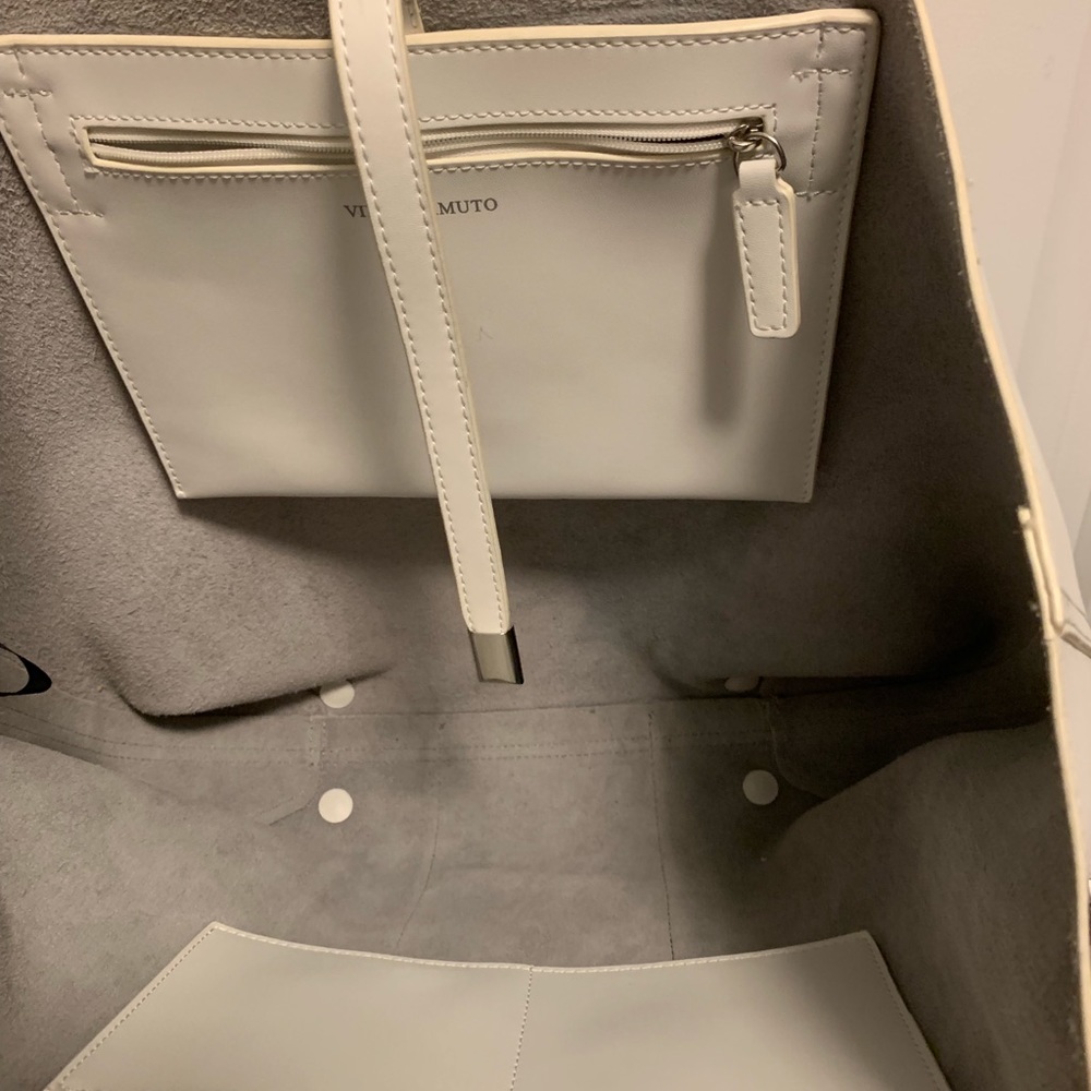 White And Python Print Vince Camuto Tote. - image 3